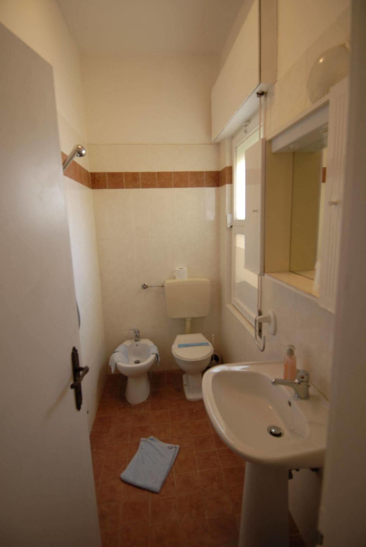 Albergo Alla Nave Λινιάνο Σαμπιαντόρο Εξωτερικό φωτογραφία